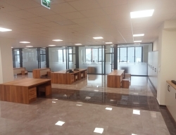 Cam ofis şeritli buzlama